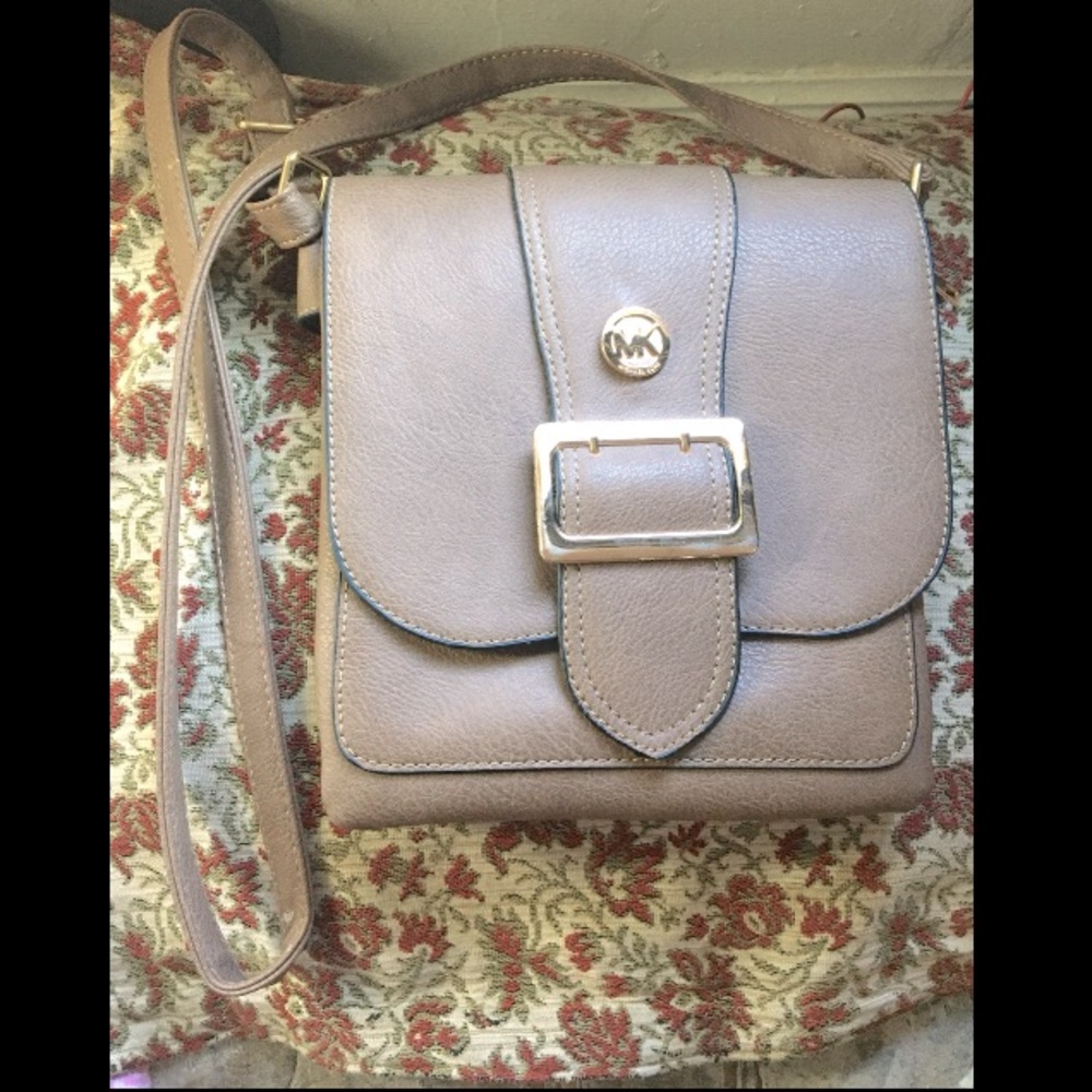 Michael Kors Crossbody Bag